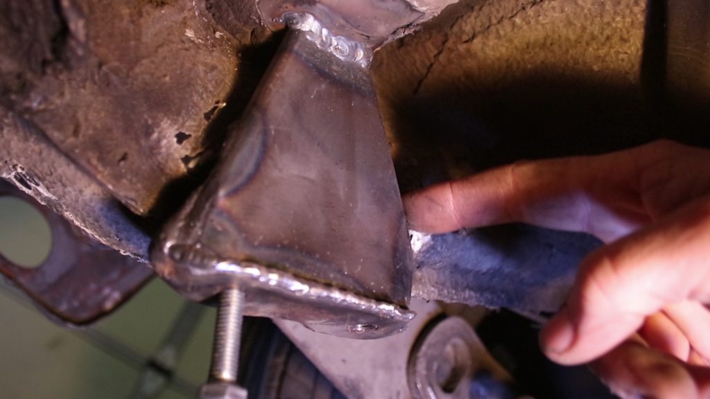 Porsche 911 Rear ARB Mount Modified